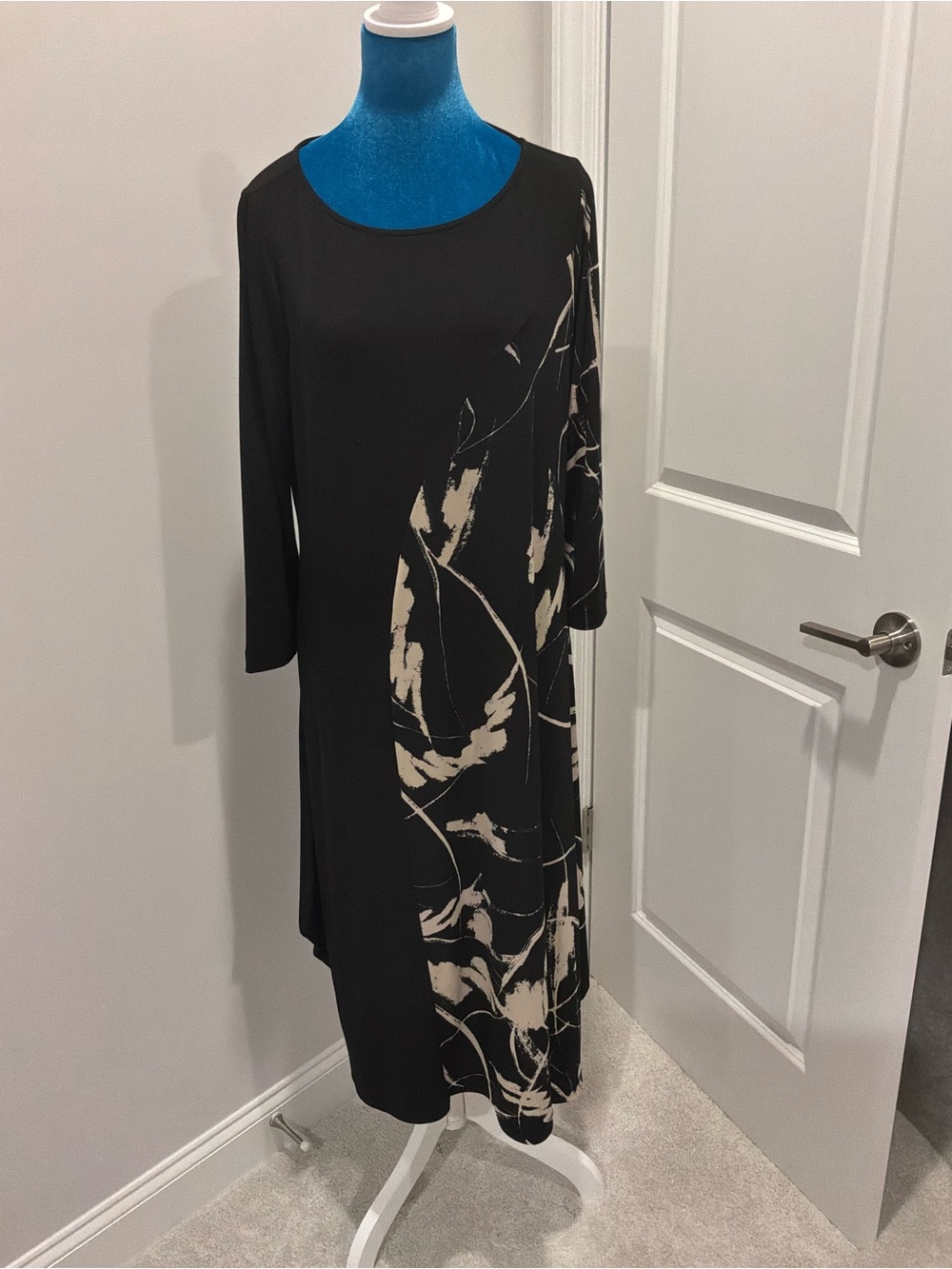 IC COLLECTION Black Dress with Cream Abstract Floral Panel